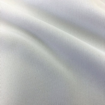 ポリエステル100％　シャツ地　無地